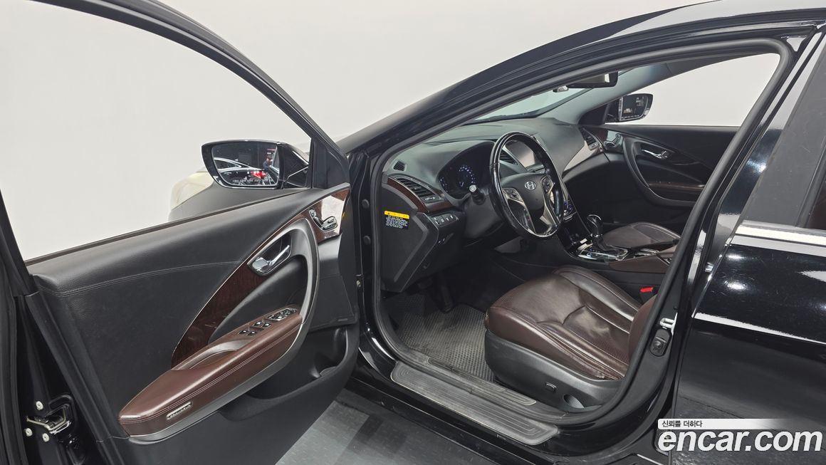 Hyundai Grandeur 2011