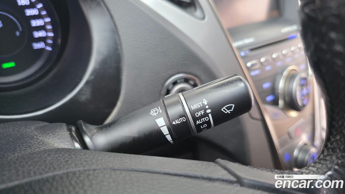 Hyundai Grandeur 2011