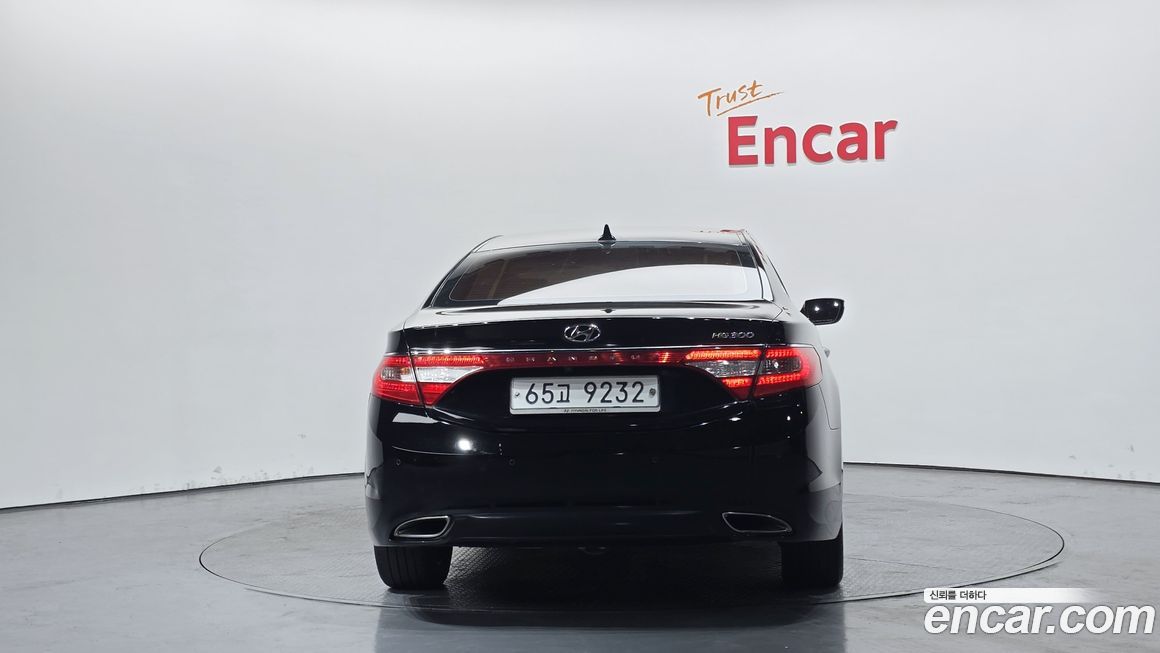 Hyundai Grandeur 2011