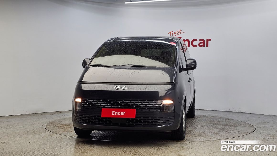 Hyundai Staria 2023