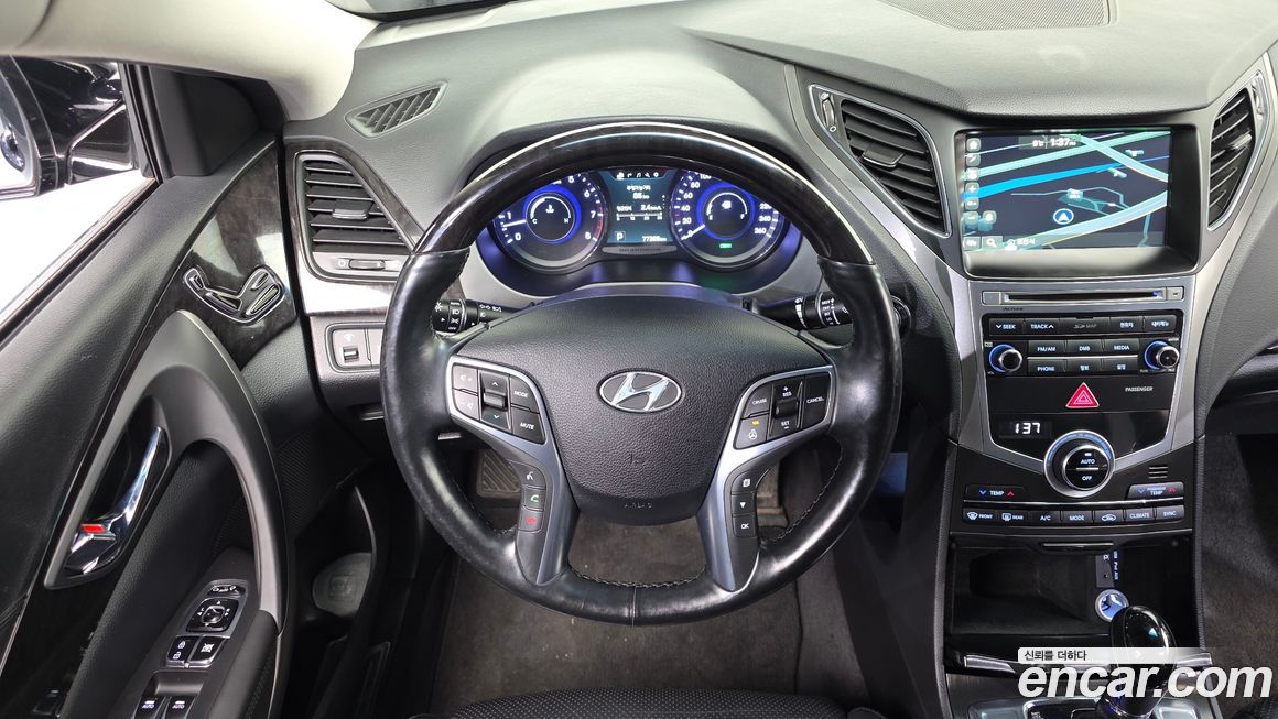 Hyundai Grandeur 2015