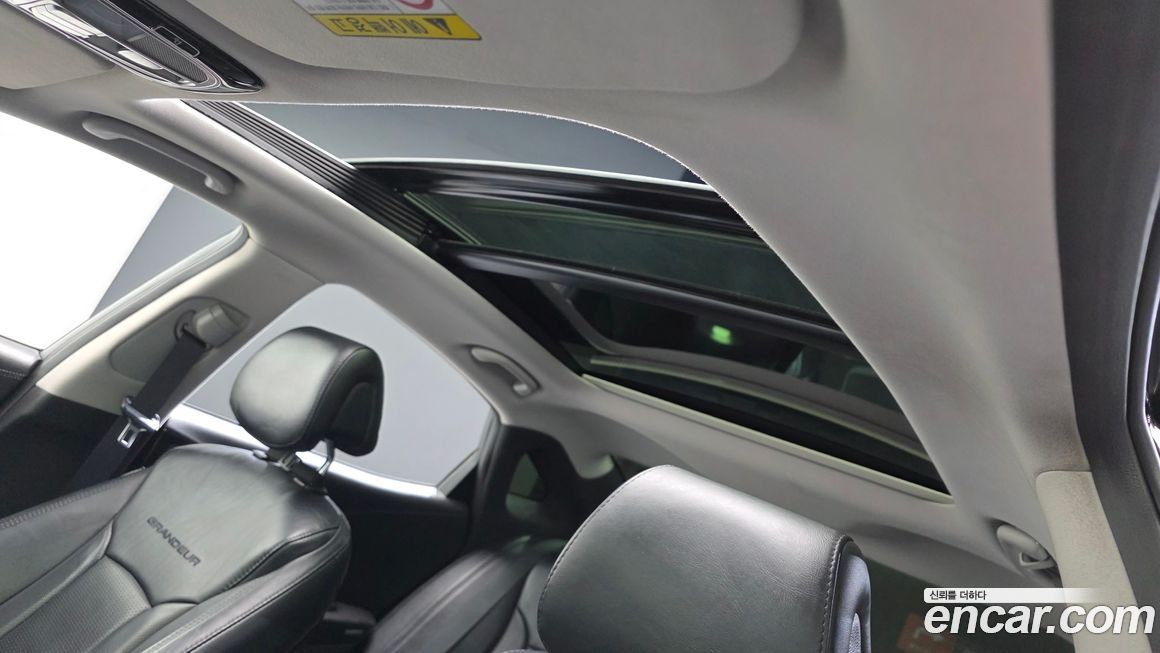 Hyundai Grandeur 2015