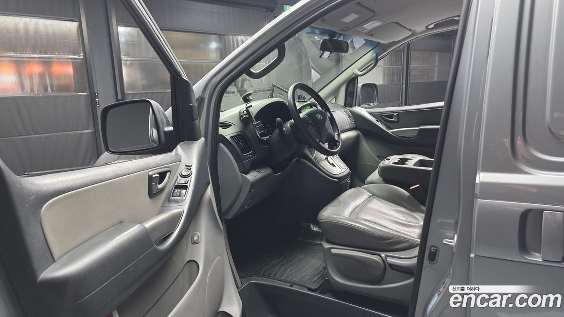 Hyundai Starex 2013