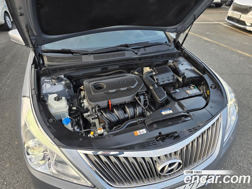 Hyundai Grandeur 2015