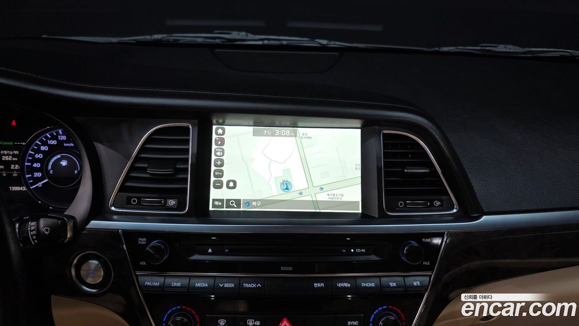 Hyundai Aslan 2015