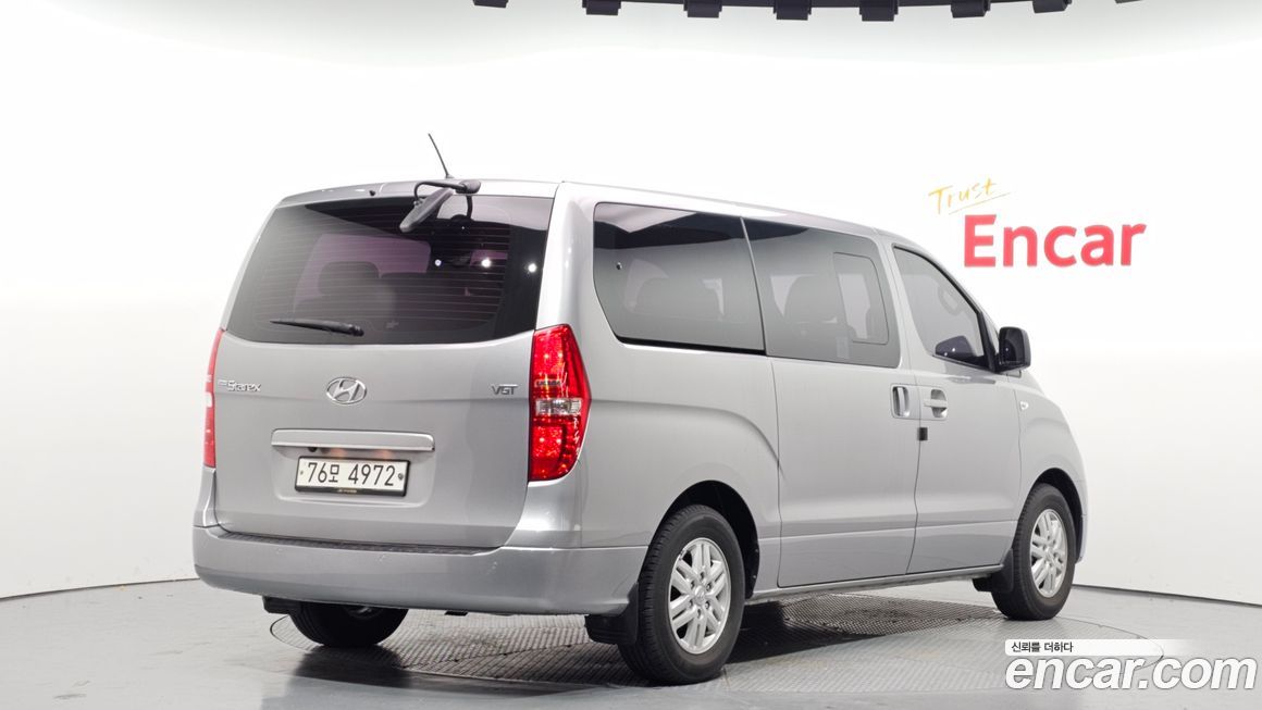 Hyundai Starex 2016