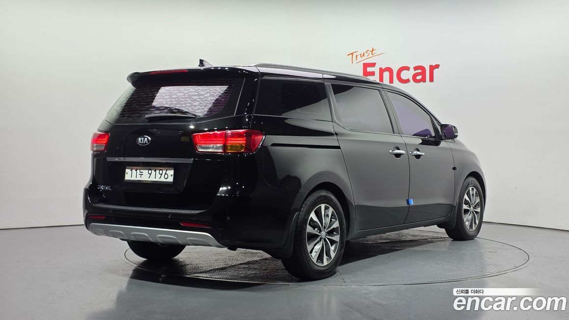 Kia Canival 2016