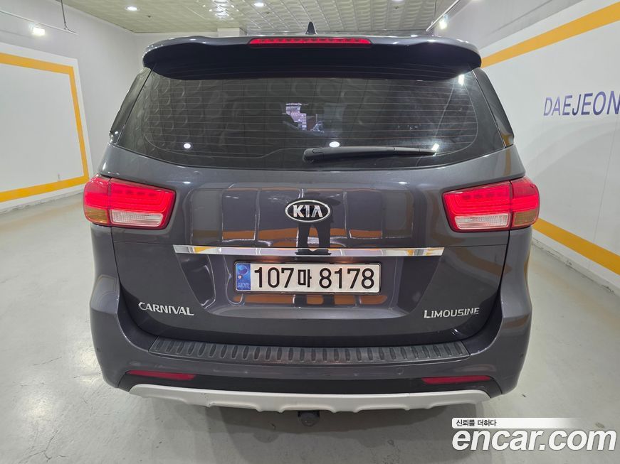 Kia Canival 2016