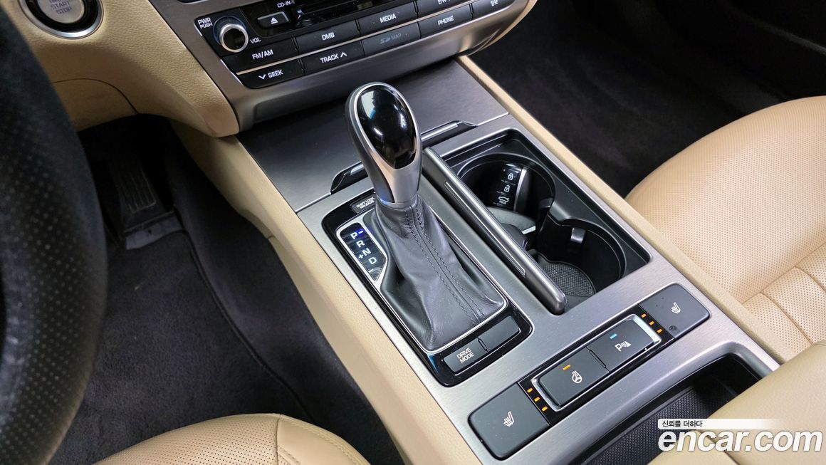 Hyundai Genesis 2014