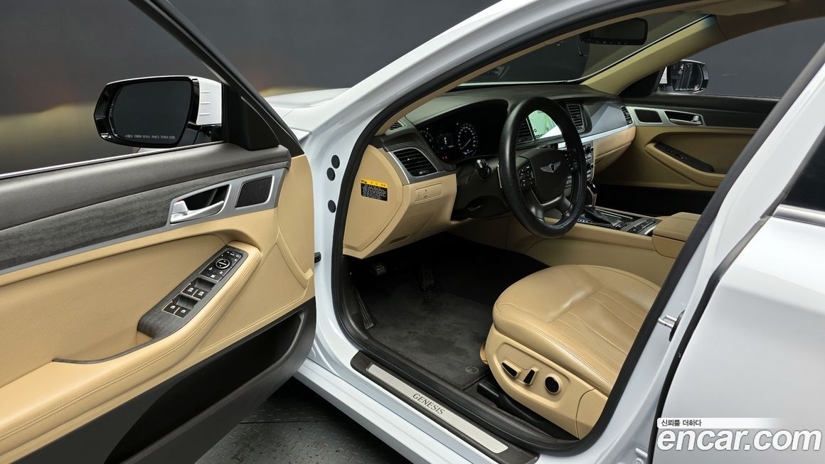 Hyundai Genesis 2014