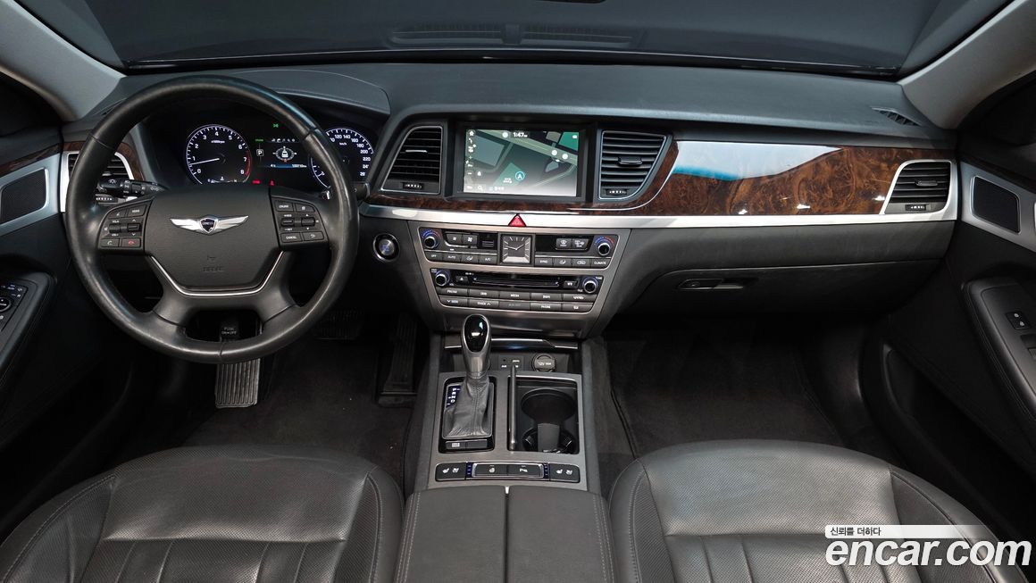 Hyundai Genesis 2015