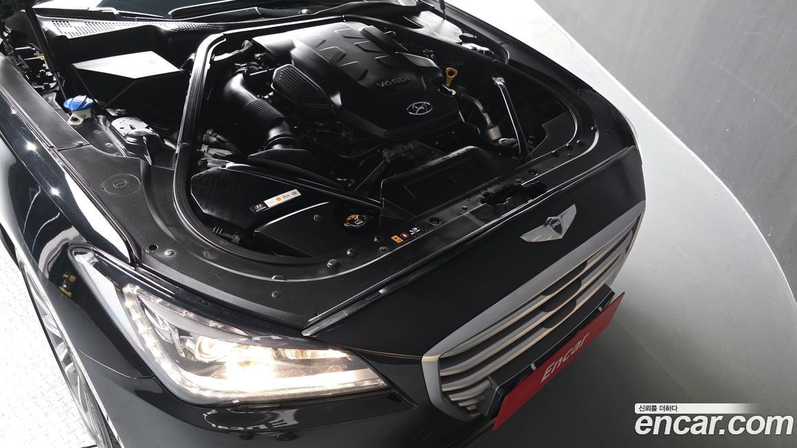 Hyundai Genesis 2015