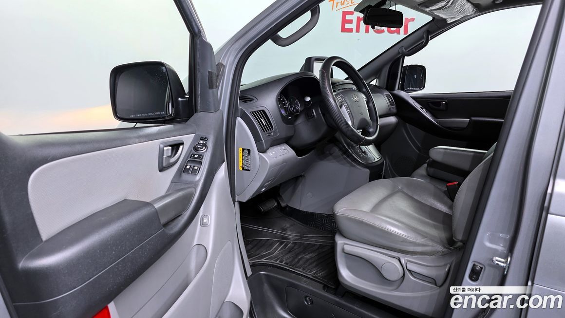Hyundai Starex 2016