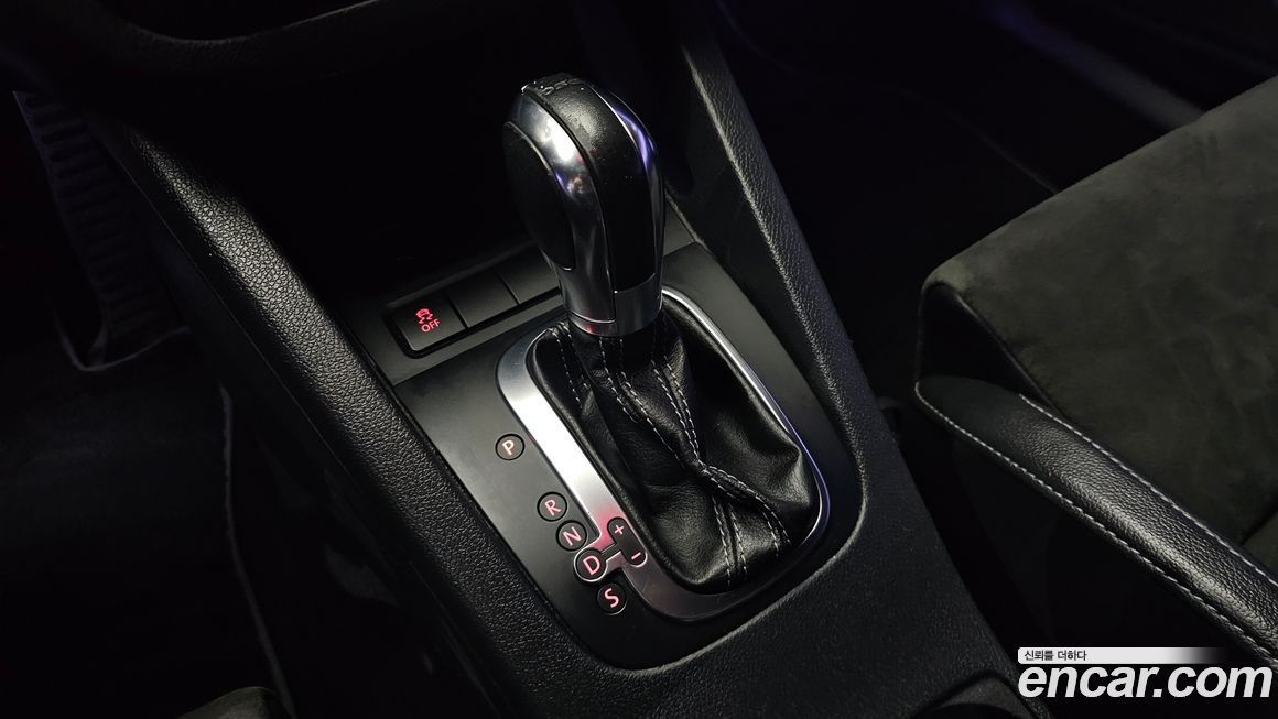 Volkswagen Scirocco 2013