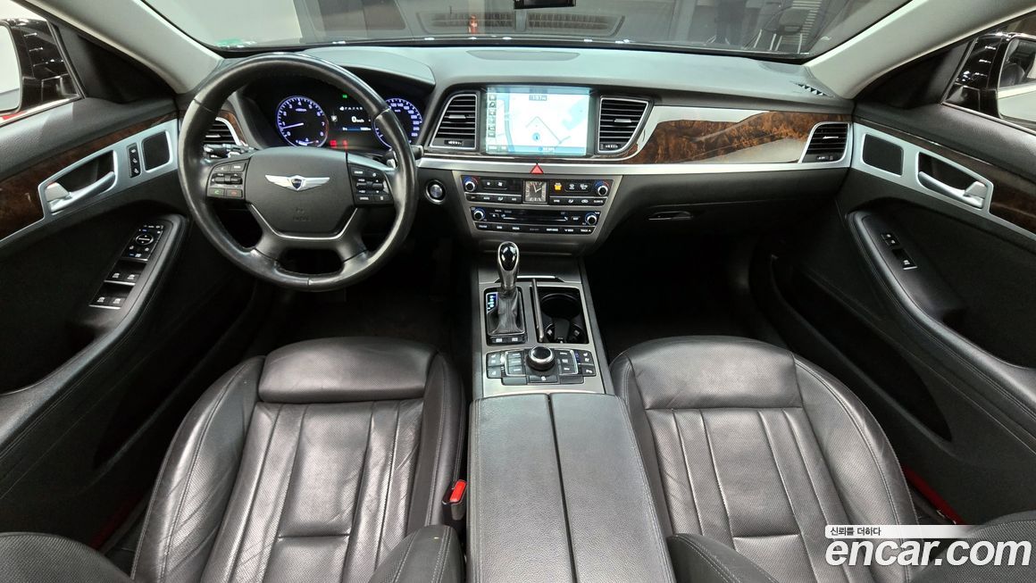 Hyundai Genesis 2016