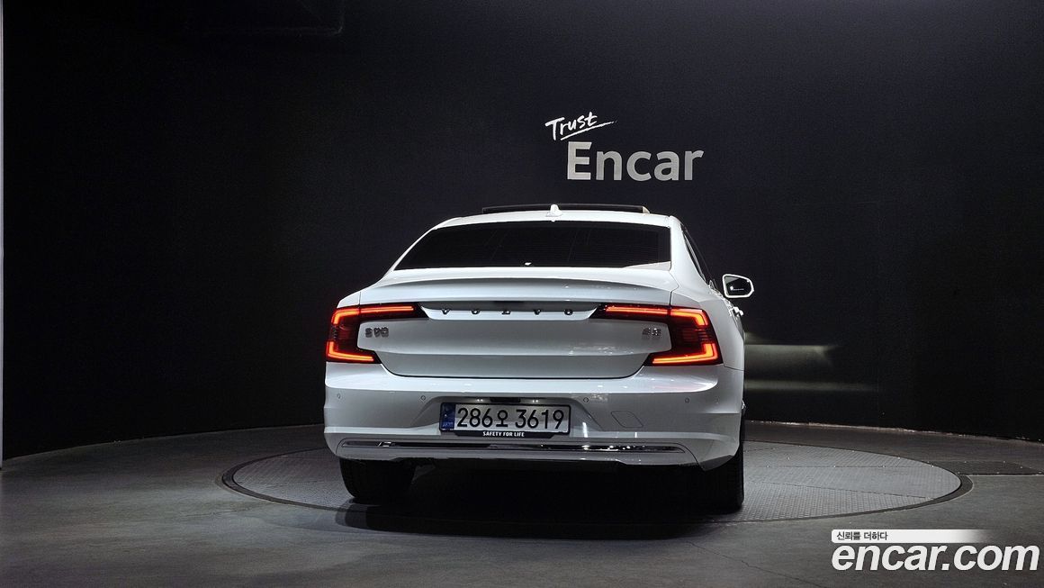 Volvo S90 2021
