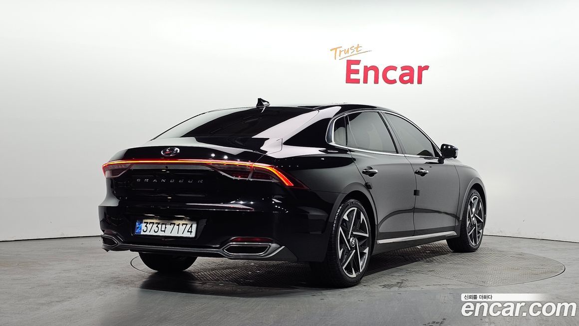 Hyundai Grandeur 2021