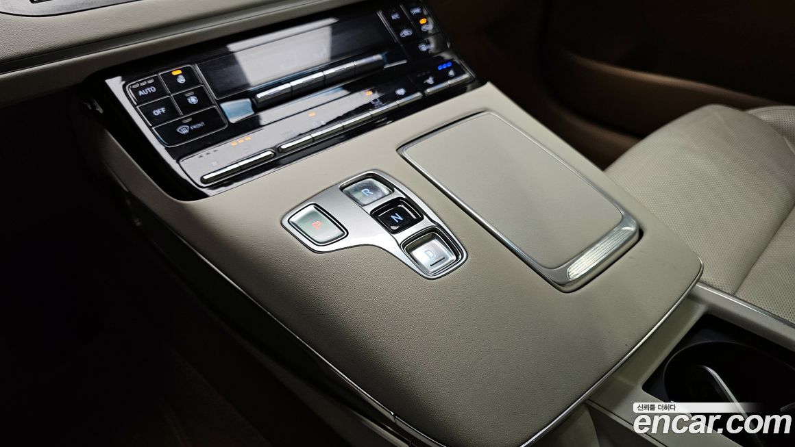 Hyundai Grandeur 2021