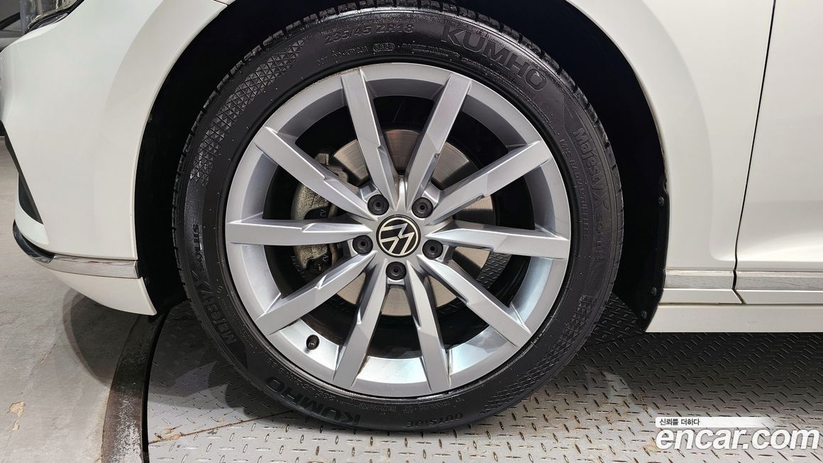 Volkswagen Passat 2022