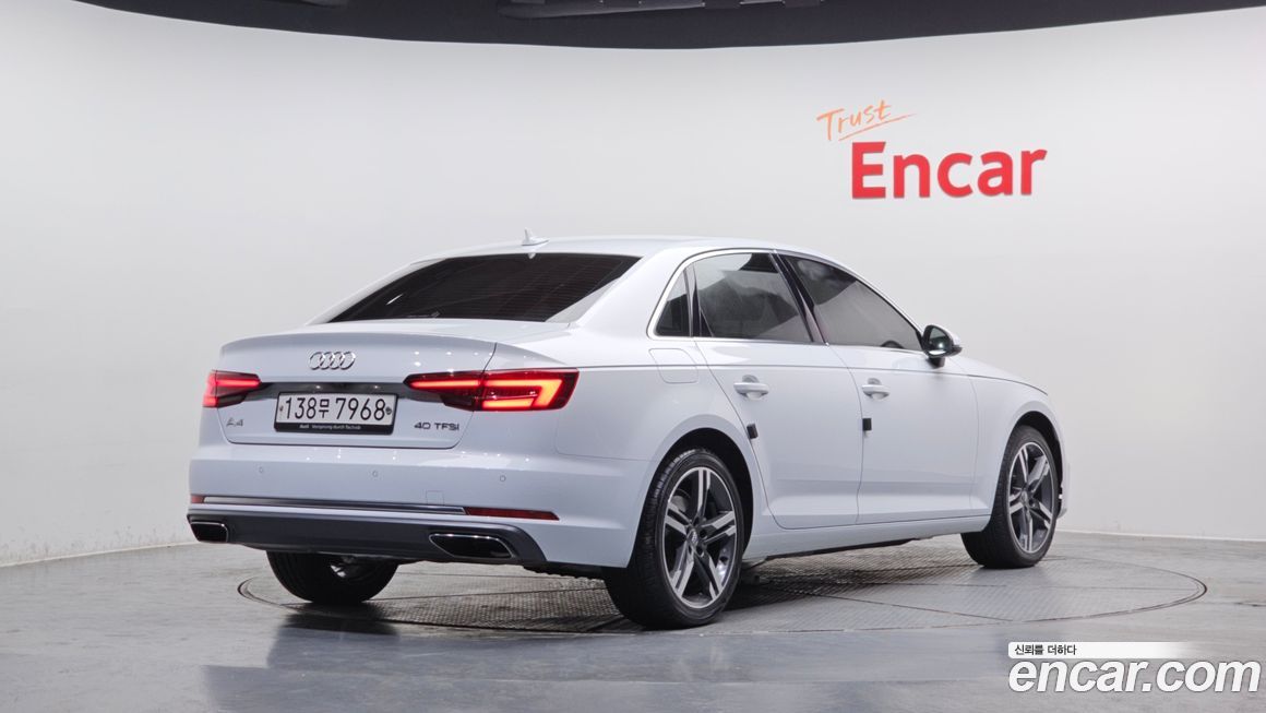 Audi A4 2019