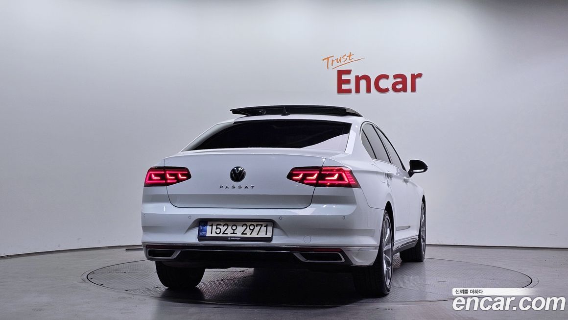 Volkswagen Passat 2022