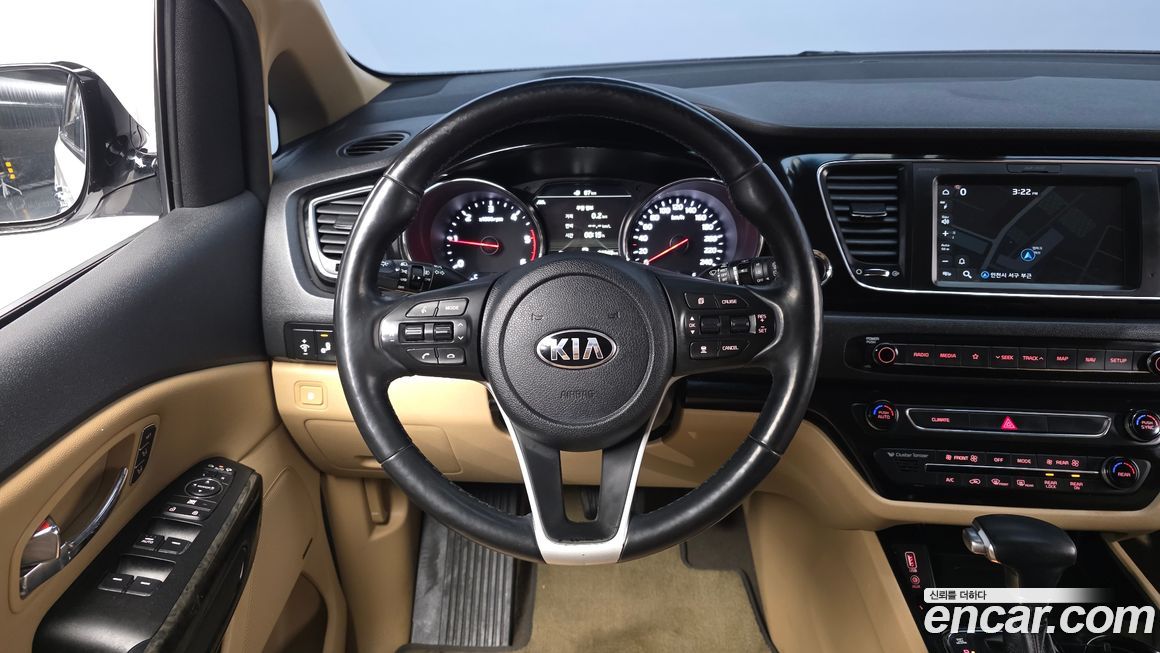 Kia Canival 2019
