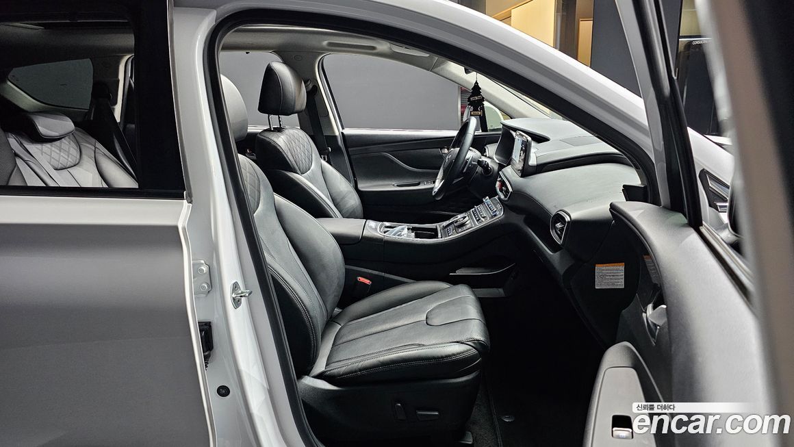 Hyundai Santafe 2022