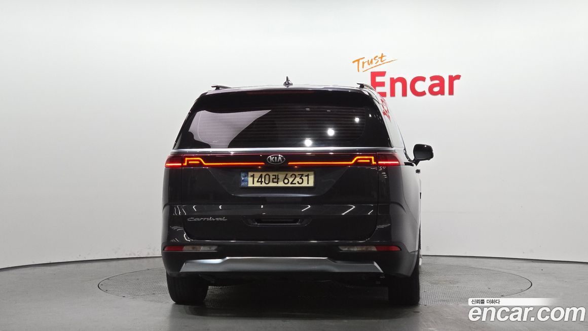 Kia Canival 2021