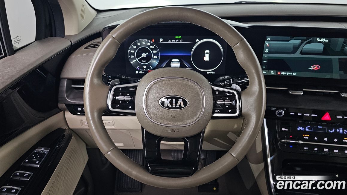 Kia Canival 2021