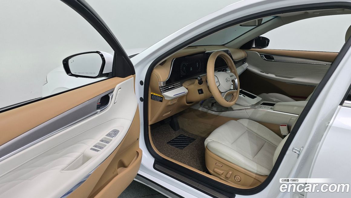 Hyundai Grandeur 2020