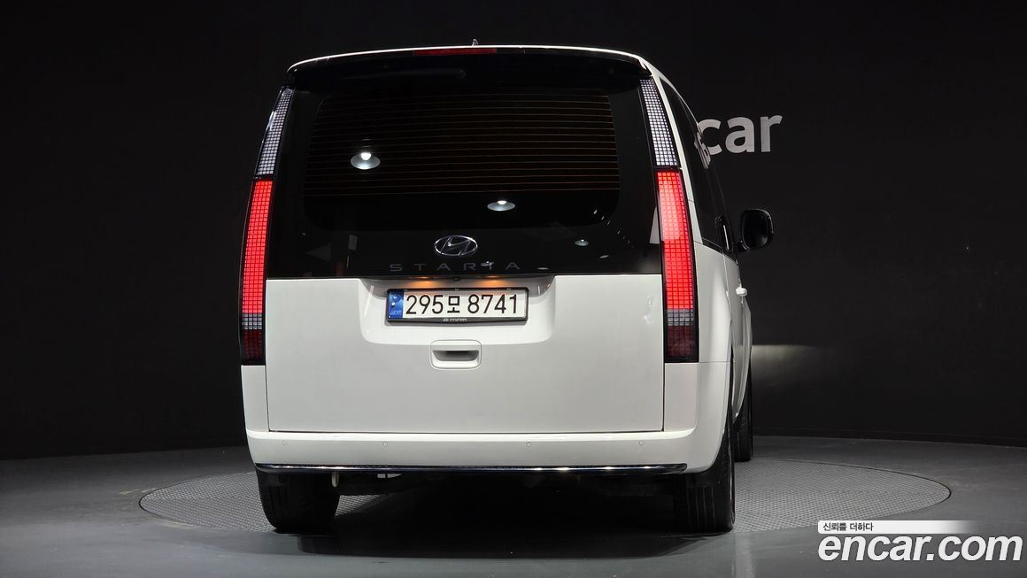 Hyundai Staria 2023