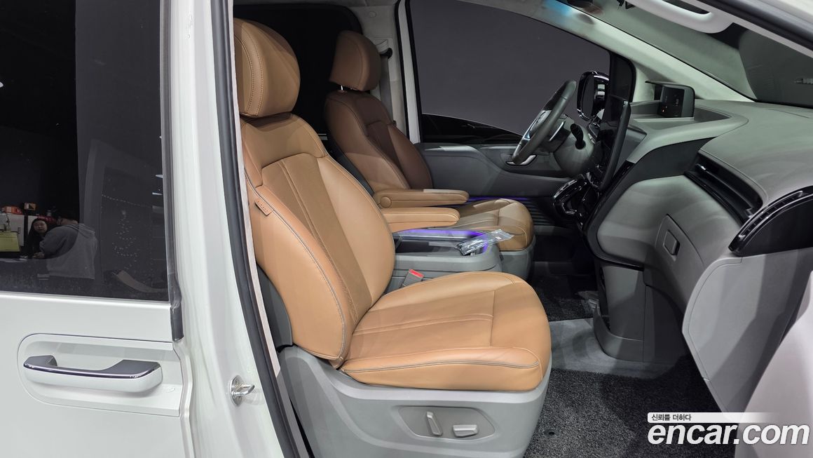 Hyundai Staria 2023