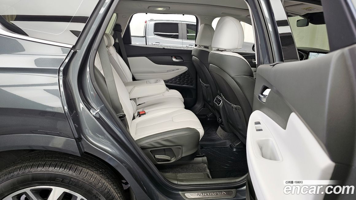 Hyundai Santafe 2022