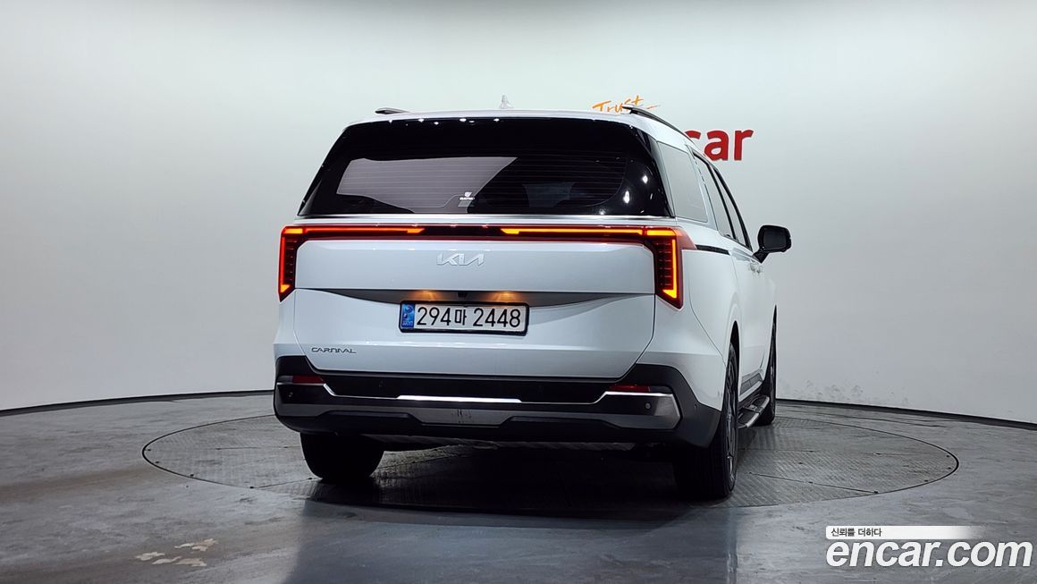 Kia Canival 2025