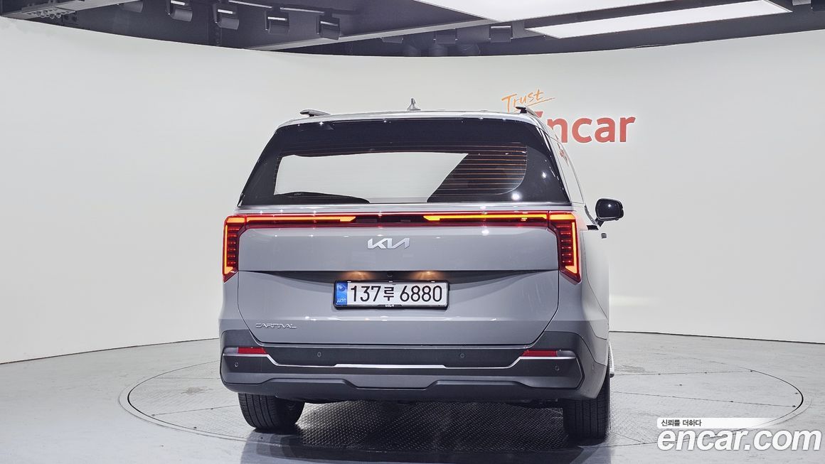 Kia Canival 2025