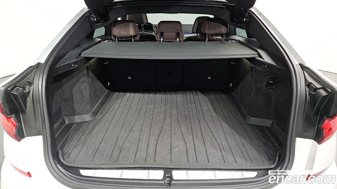 BMW Gran Turismo 2023