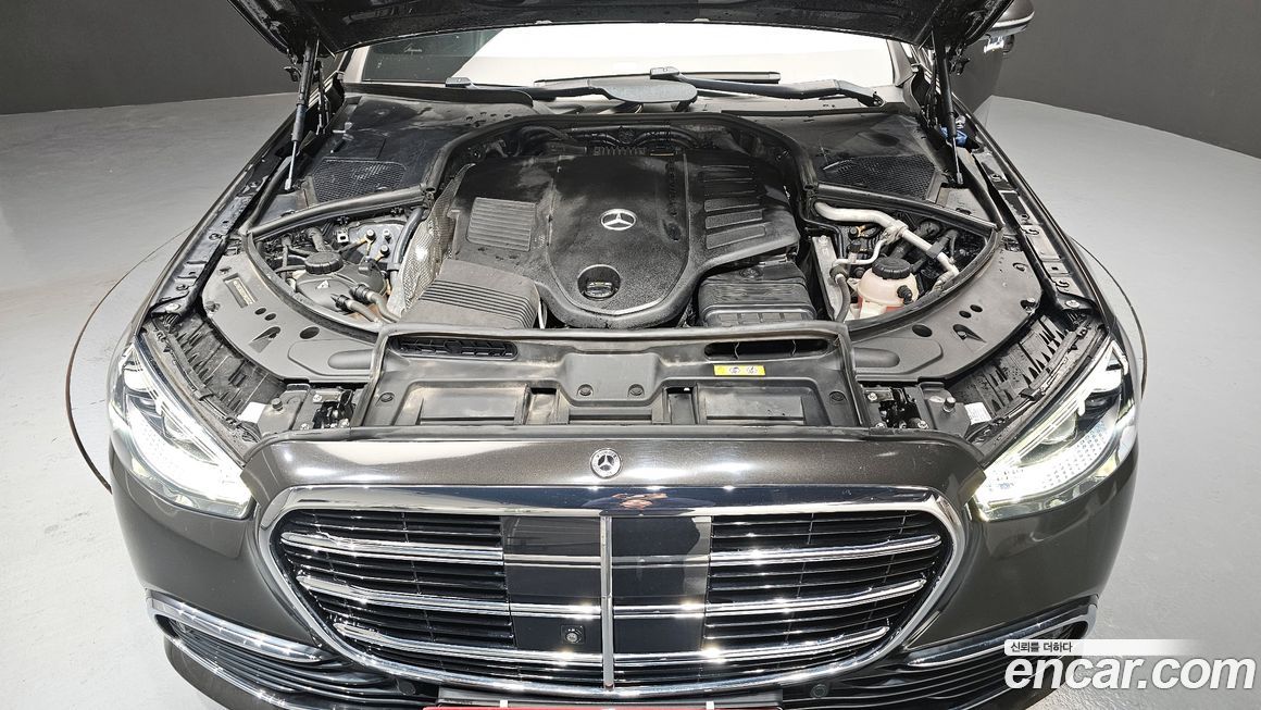 Mercedes-Benz S-Class 2022