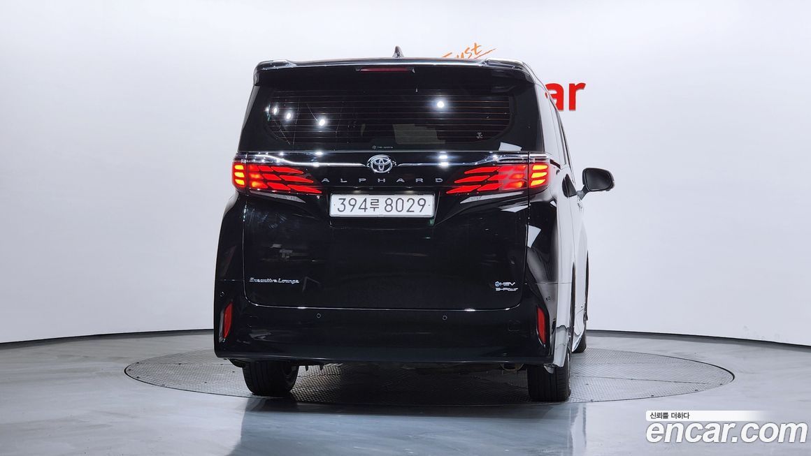 Toyota Alphard 2024