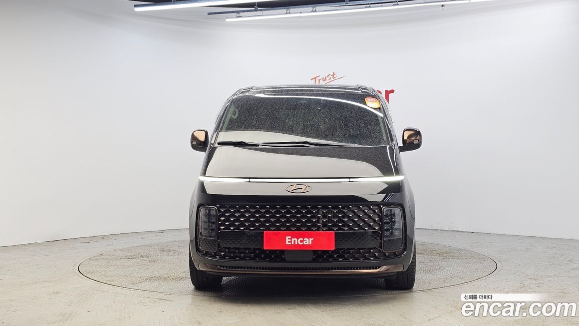Hyundai Staria 2023