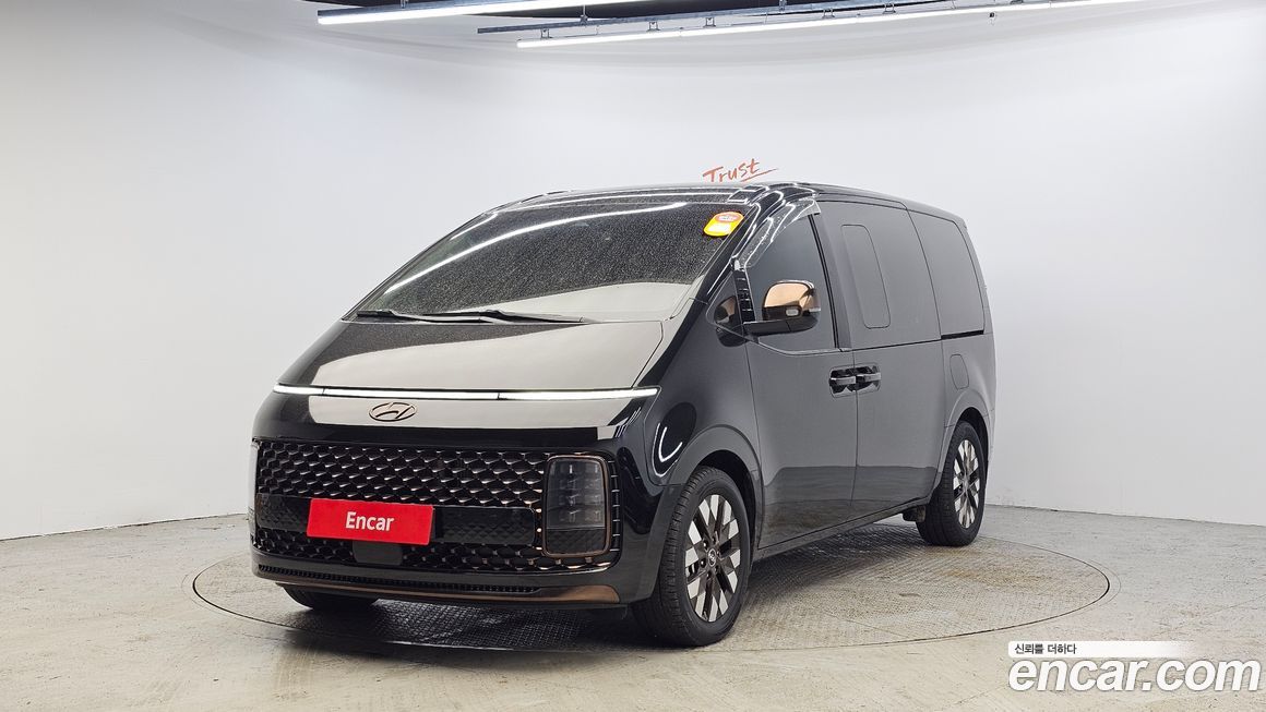 Hyundai Staria 2023