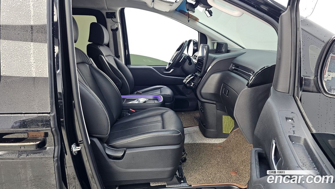 Hyundai Staria 2023