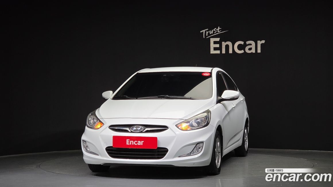 Hyundai Accent 2012