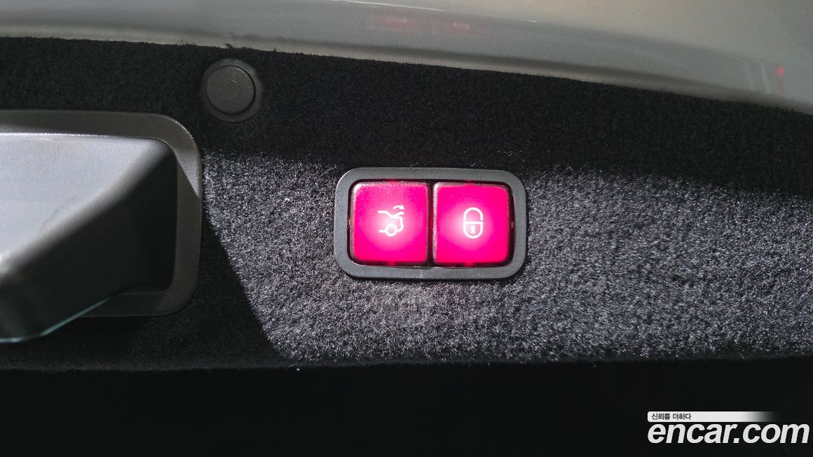 Mercedes-Benz S-Class 2020