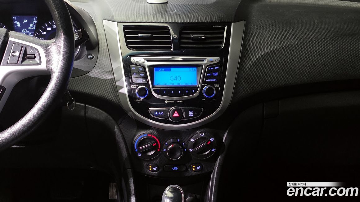 Hyundai Accent 2012