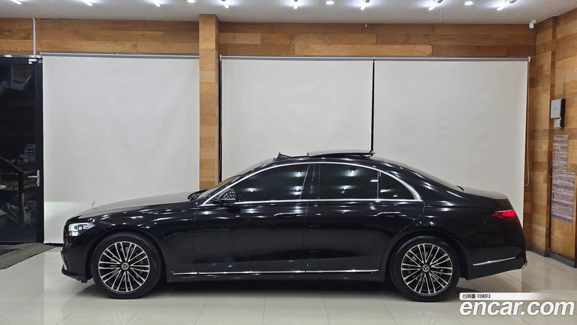 Mercedes-Benz S-Class 2022