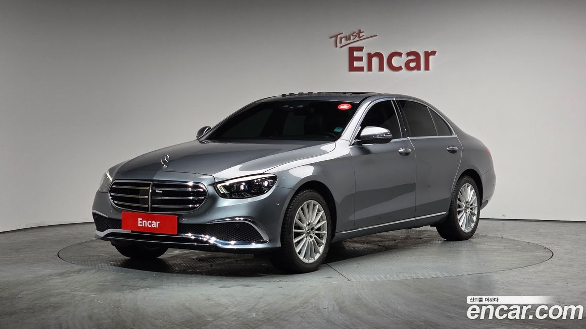 Mercedes-Benz E-Class 2021