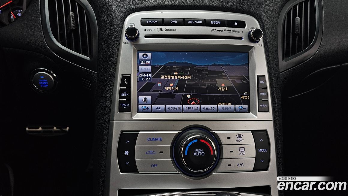 Hyundai Genesis 2010