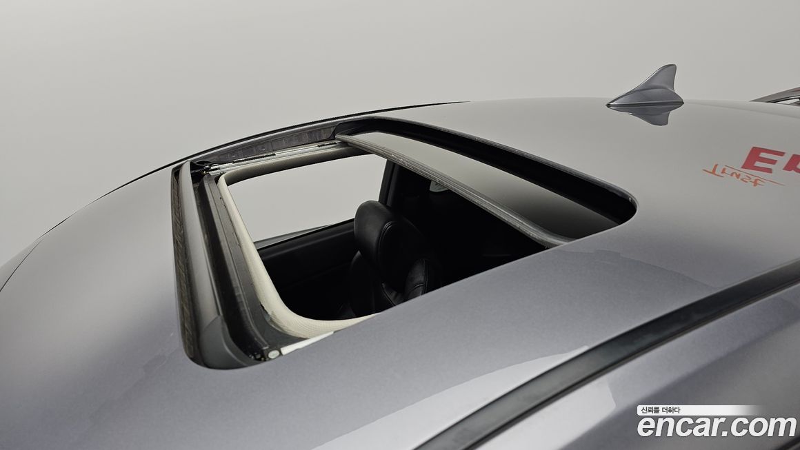 Hyundai Genesis 2010