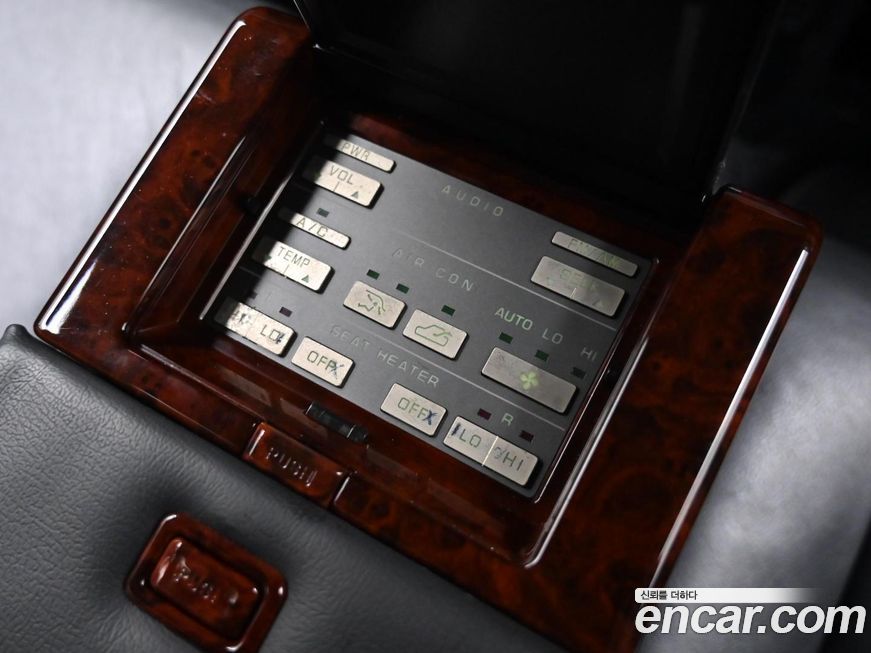 Hyundai Dynasty 2002