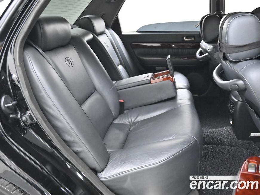 Hyundai Dynasty 2002